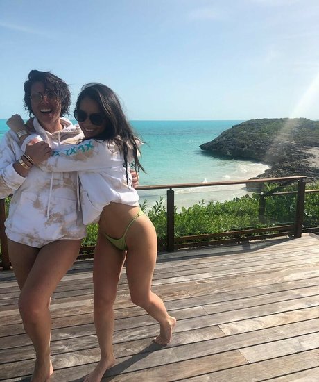 Olivia Munn onlyfans fuck