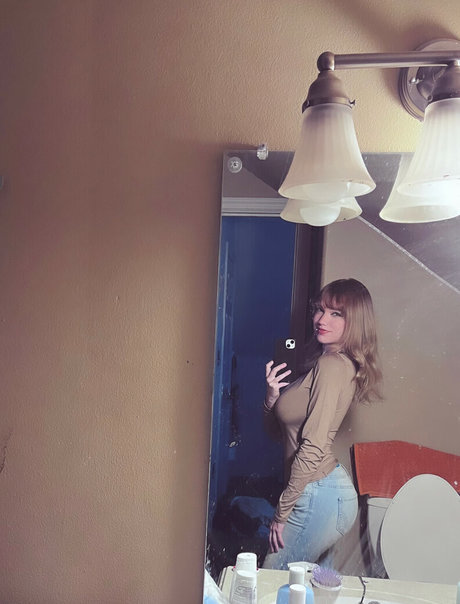 Mikahhlynn naked only fans