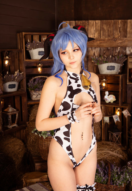 busty ebony onlyfans hot sexy print