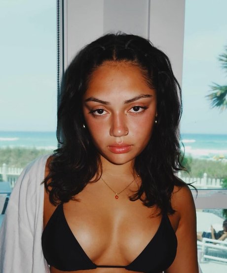 Avani Gregg onlyfans nudes