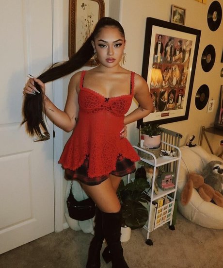 Avani Gregg nude only fans