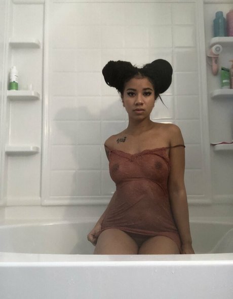 ameenagreen onlyfans naked