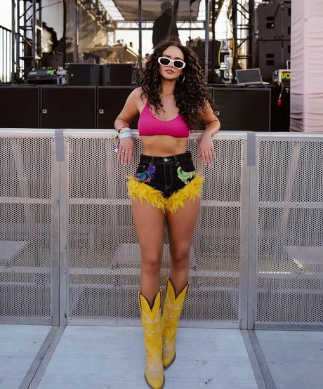 Madison Pettis naked only fans