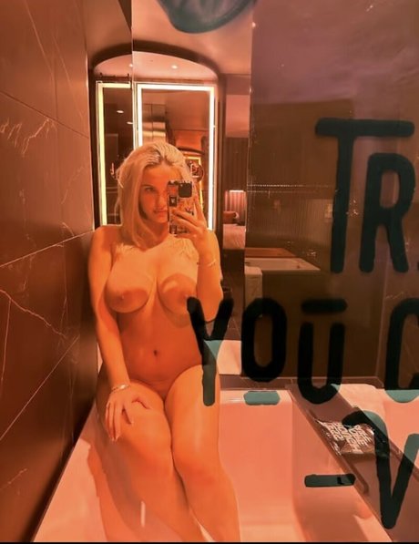 Vee Campbell leaked onlyfans pictures