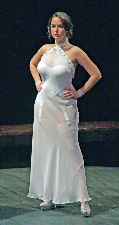 Milana Vayntrub onlyfans pics