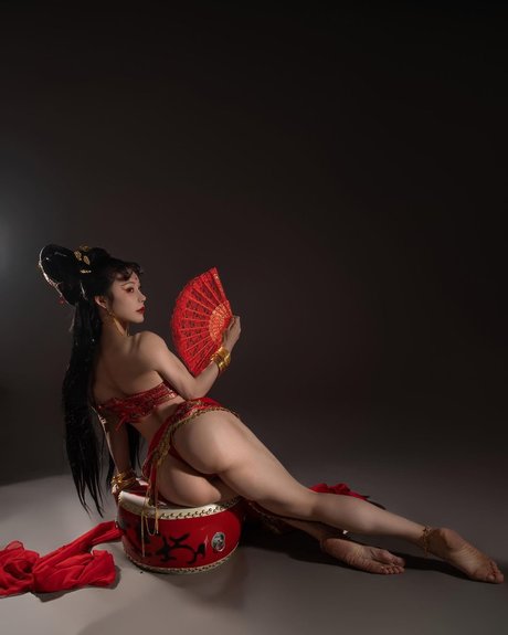 Yuan Herong onlyfans nide