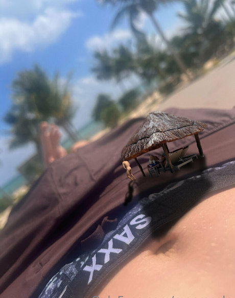 macrocole only fans xxx