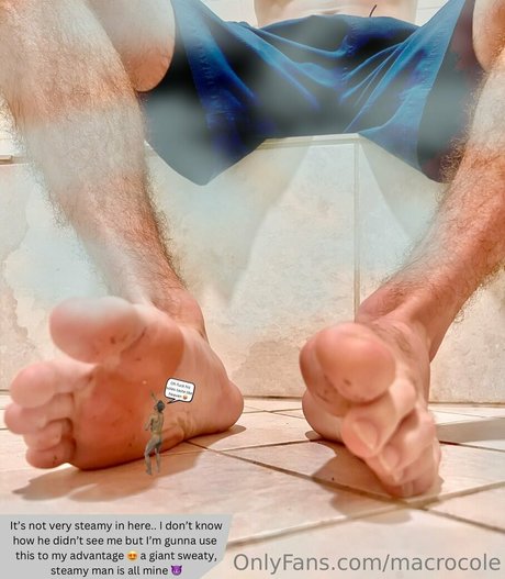 macrocole onlyfans sexy