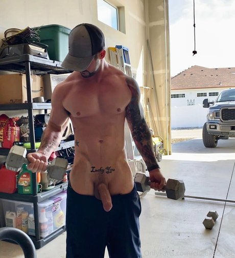 cheekschase1 onlyfans model