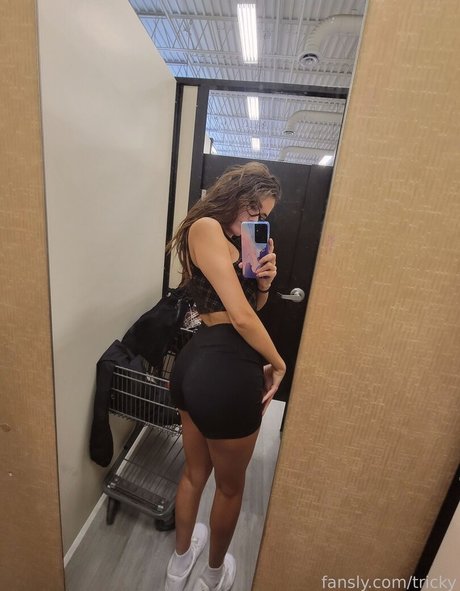 Ms Tricky nude porn onlyfans