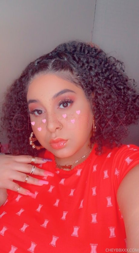 cheybbxxx onlyfans leaked tits