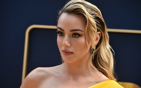 Chloe Bennet onlyfans public photos