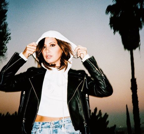 Ashley Tisdale onlyfans model