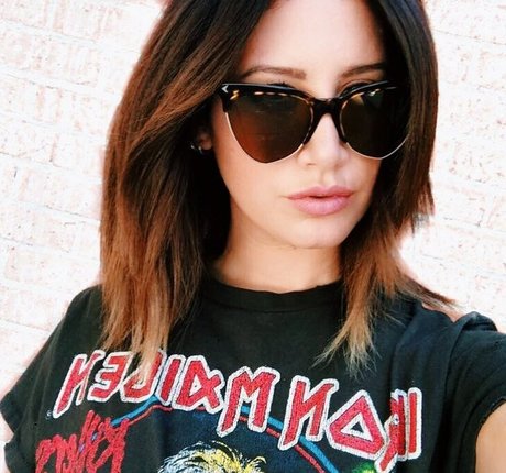 Ashley Tisdale onlyfans gratis