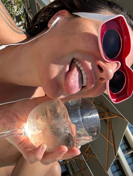 Gizzi Erskine onlyfans leaked