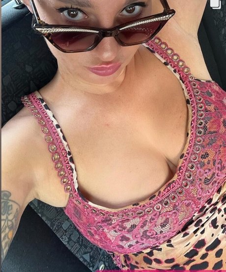 Gizzi Erskine leaked onlyfans xxx