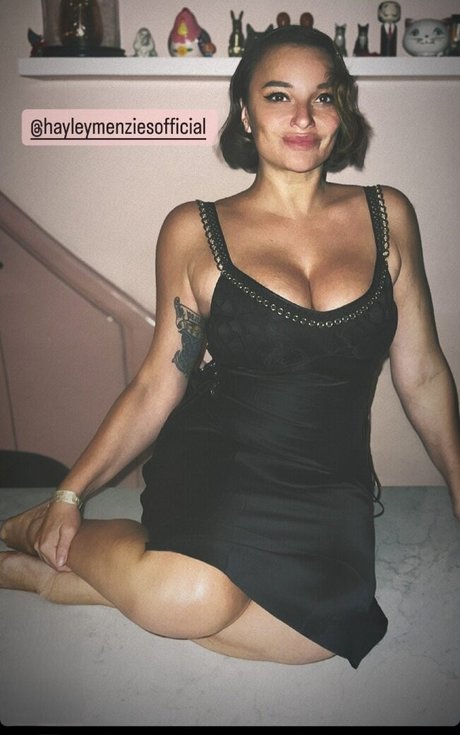 Gizzi Erskine on onlyfans