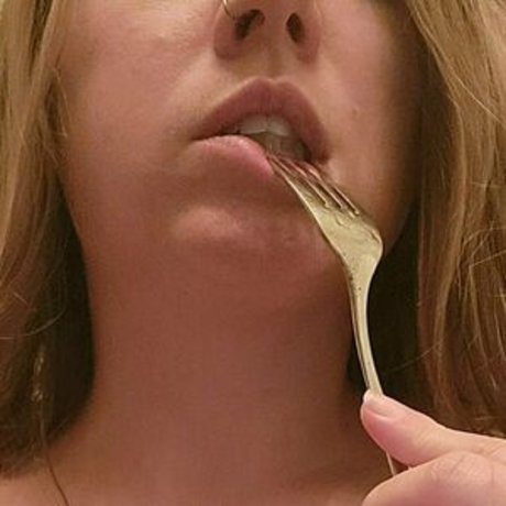 get flexi only fans pictures