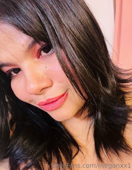 meganxx1 onlyfans naked