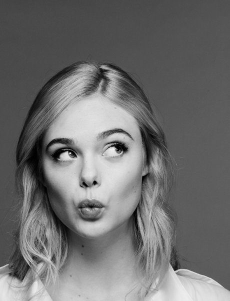 Elle Fanning  photos