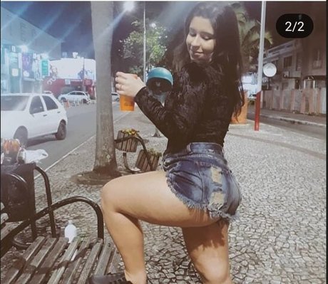 Bruna Junckes feet onlyfans