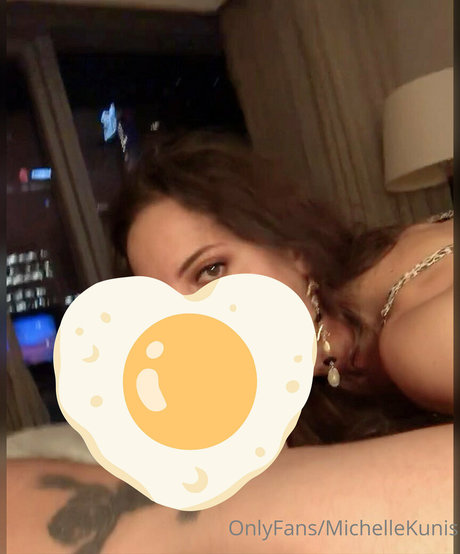 michellekunis onlyfans hot