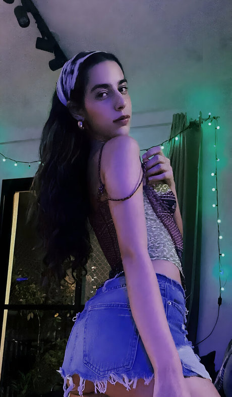 Marina Sena nude onlyfans