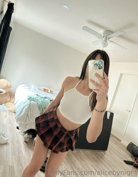 alicebynight onlyfans nudes