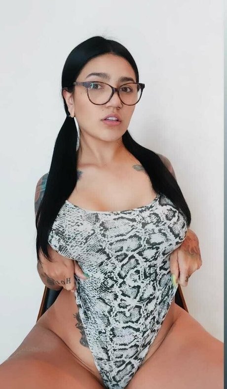 lolisaenz onlyfans sextape leak