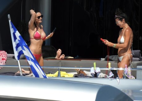 Demi Moore onlyfans archives