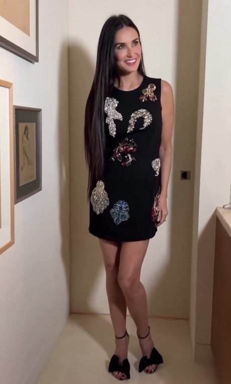 Demi Moore onlyfans free