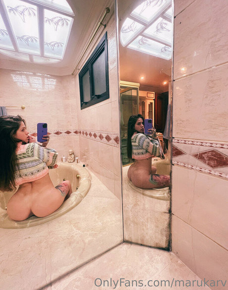 Maru Karv onlyfans leaked nudes