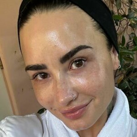 Demi Lovato onlyfans pics leaked