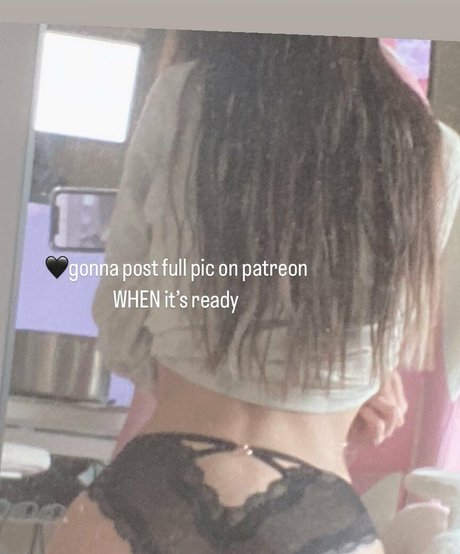 irissiri129 onlyfans leaked nudes