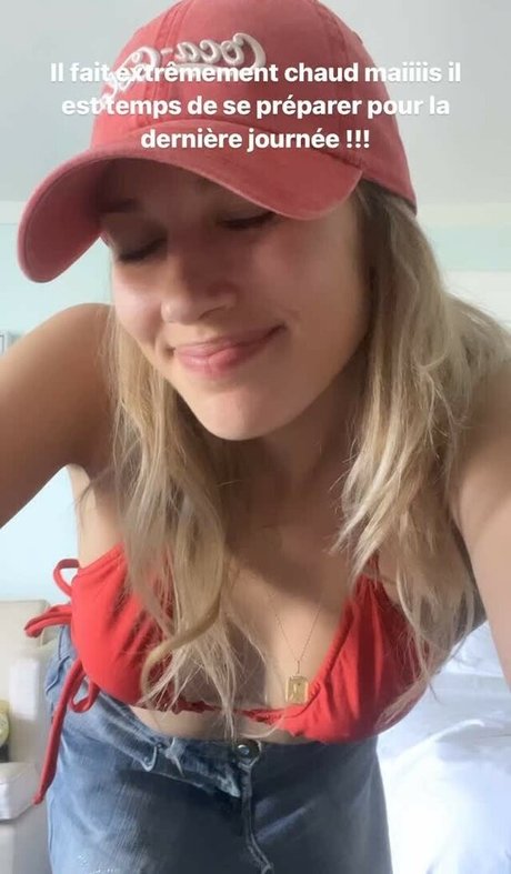 AlaiaJeanneau onlyfans nudes leaks