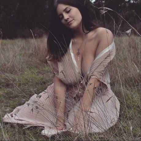 Chloe Maddren onlyfans porn leaked