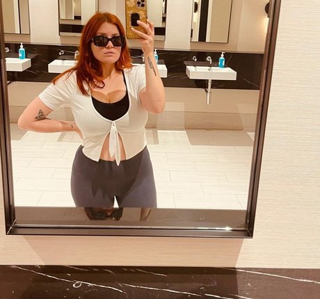 Chloe Maddren onlyfans mega