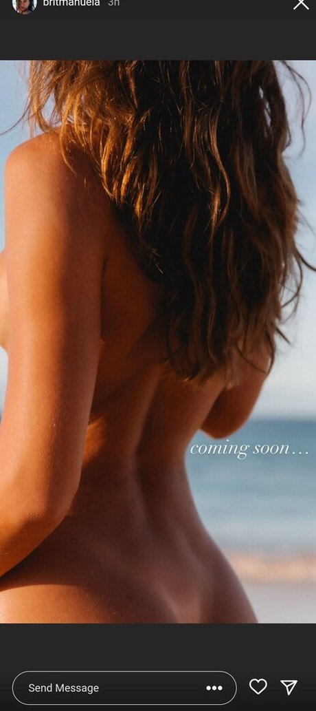 Brit Manuela onlyfans nude pics