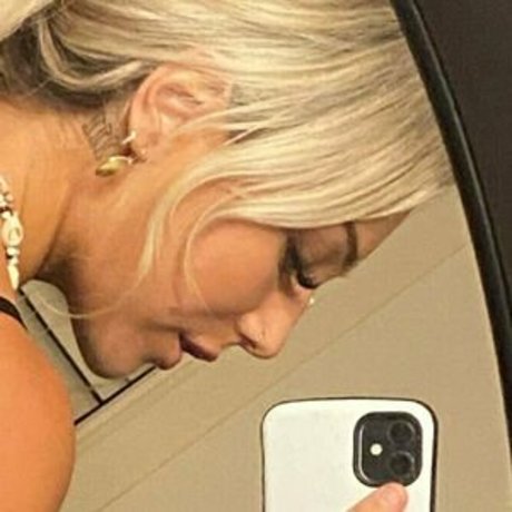 Saffron rk pics onlyfans