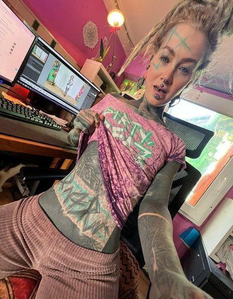 Anuskatzz onlyfans post