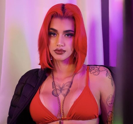 chubby blonde onlyfans porno artwork