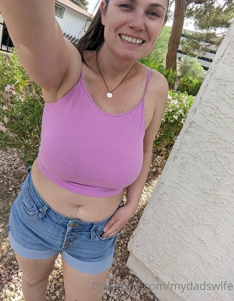 mydadswife onlyfans content type