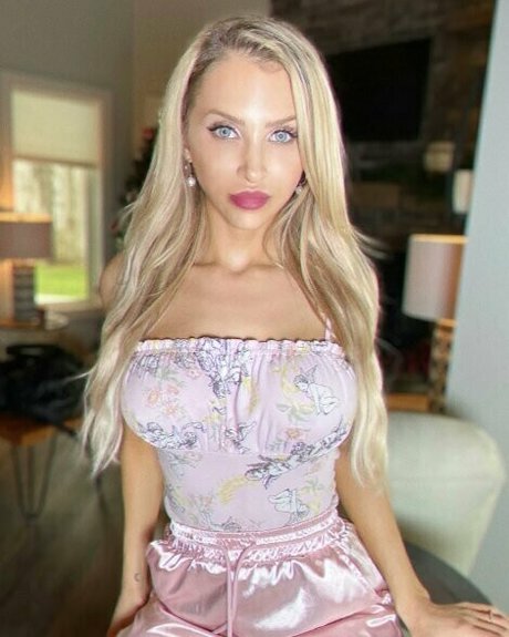 big tits cougar onlyfans porn pics