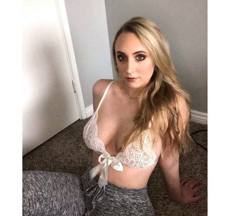 Shelbylynn820 onlyfans joi