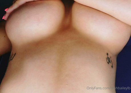 Leah BaileyLB onlyfans desnuda