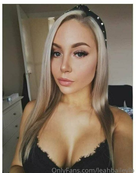 Leah BaileyLB nude onlyfans leaks