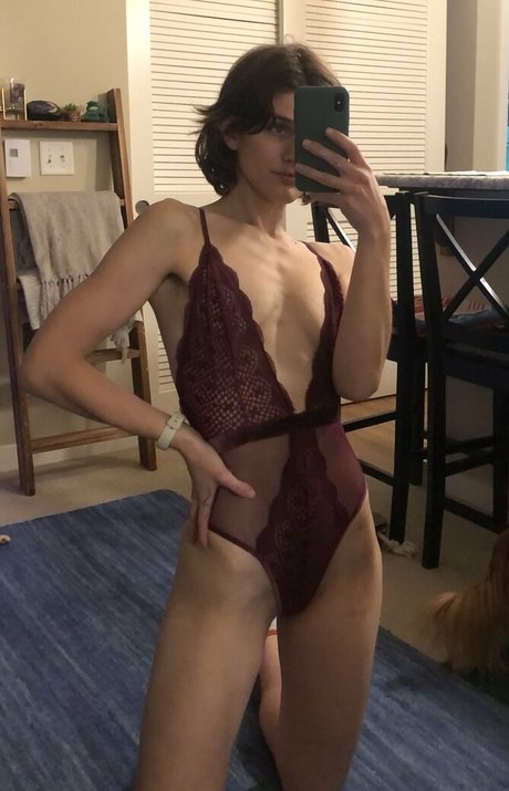 18 teen onlyfans nude shot