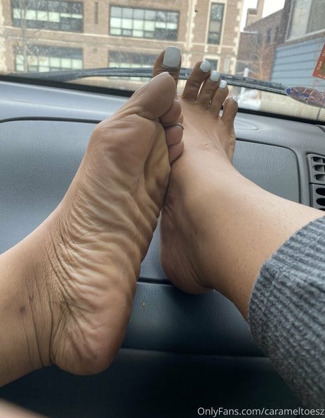 Carameltoesz onlyfans leaked pics