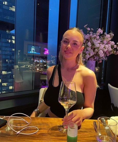 Gabriella Davies onlyfans leak nudes