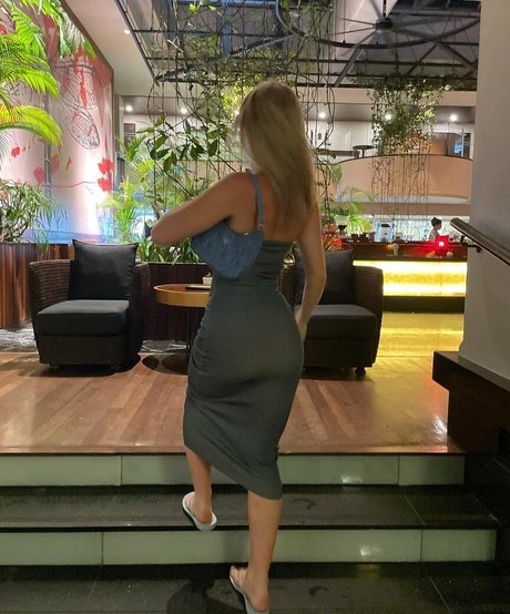 Gabriella Davies onlyfans nudes leak